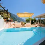 Hotel Covo Dei Saraceni 5*