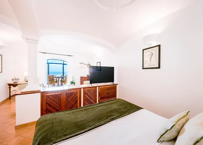 Otel Covo Dei Saraceni